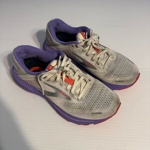 Brooks Adrenaline GTS 22 Women’s 7.5 Running Shoes Grey Purple